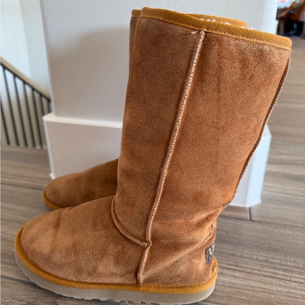 UGG Chestnut Suede Tall Boots. Women’s size 7. GUC - Picture 6 of 16